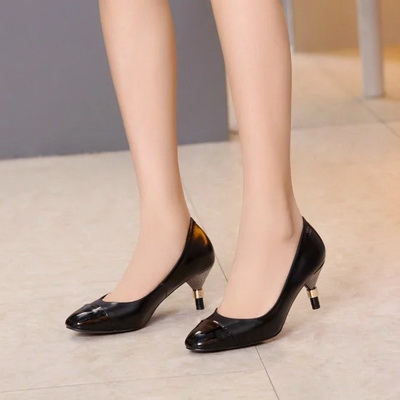 CHANEL Shallow mouth kitten heel Shoes Women--010